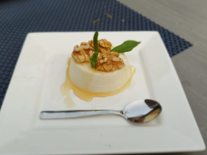 Panna Cotta met griekse yoghurt en honing