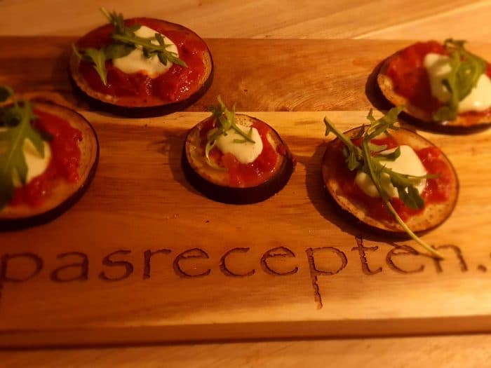 Aubergine pizzaatjes