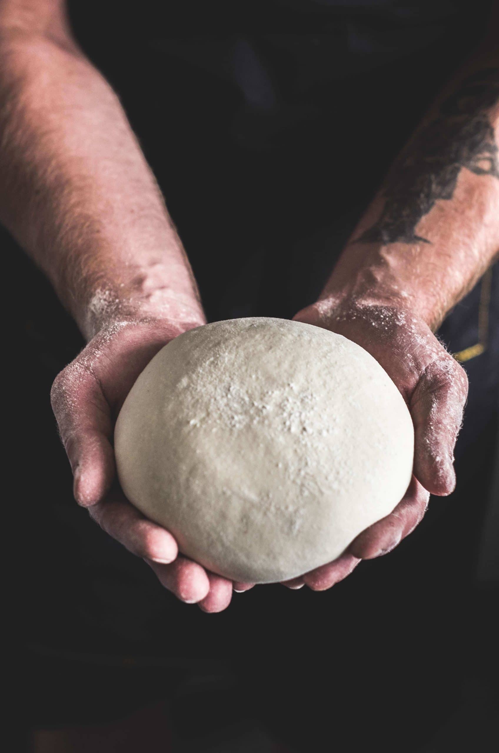 pizzadeeg maken