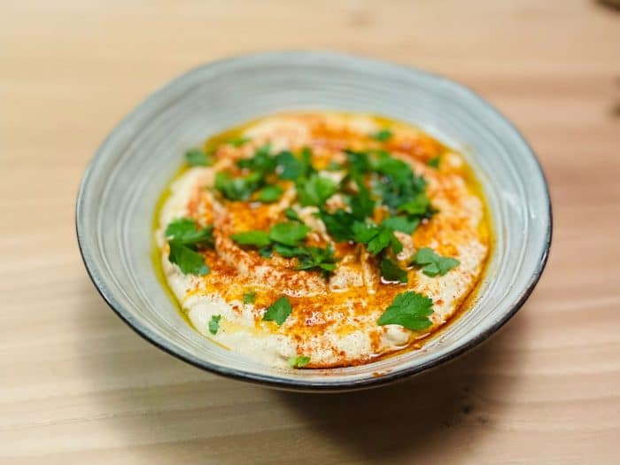 Basisrecept voor hummus met citroen