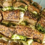 plukbrood met kaas mozzarella pesto