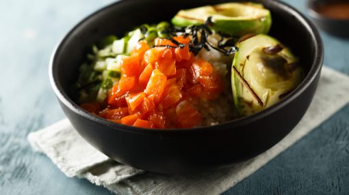 pokebowl zalm rijst kip avocado